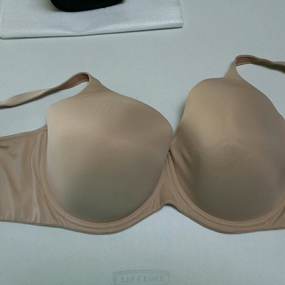 Dreamfit size 44DDD BRA
